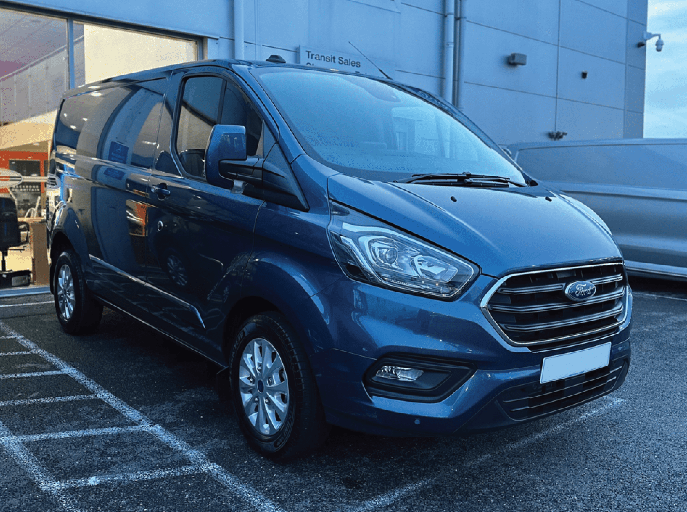 Ford Transit Custom Blue in stock now at Fordthorne cardiff